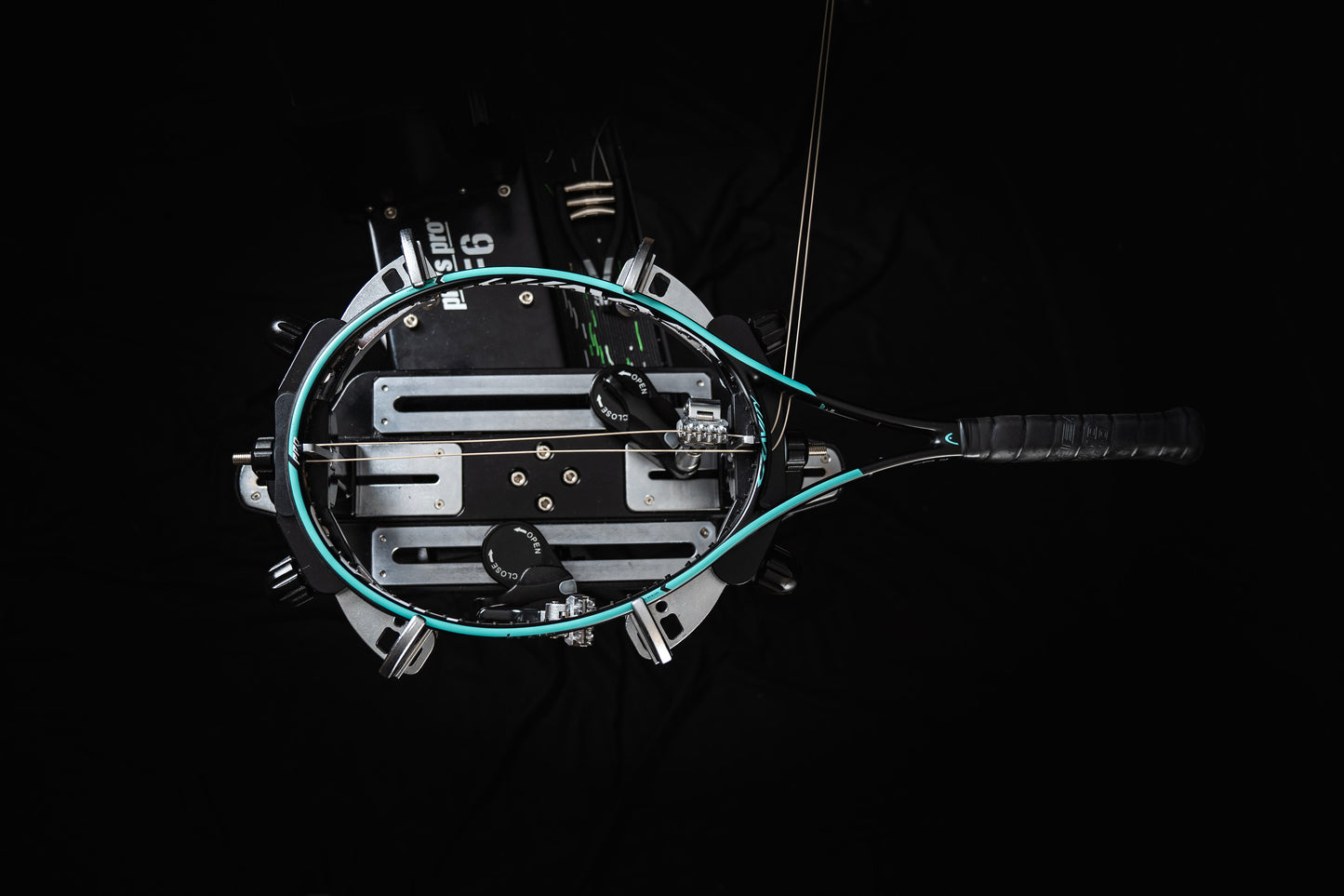 Tennis stringing service